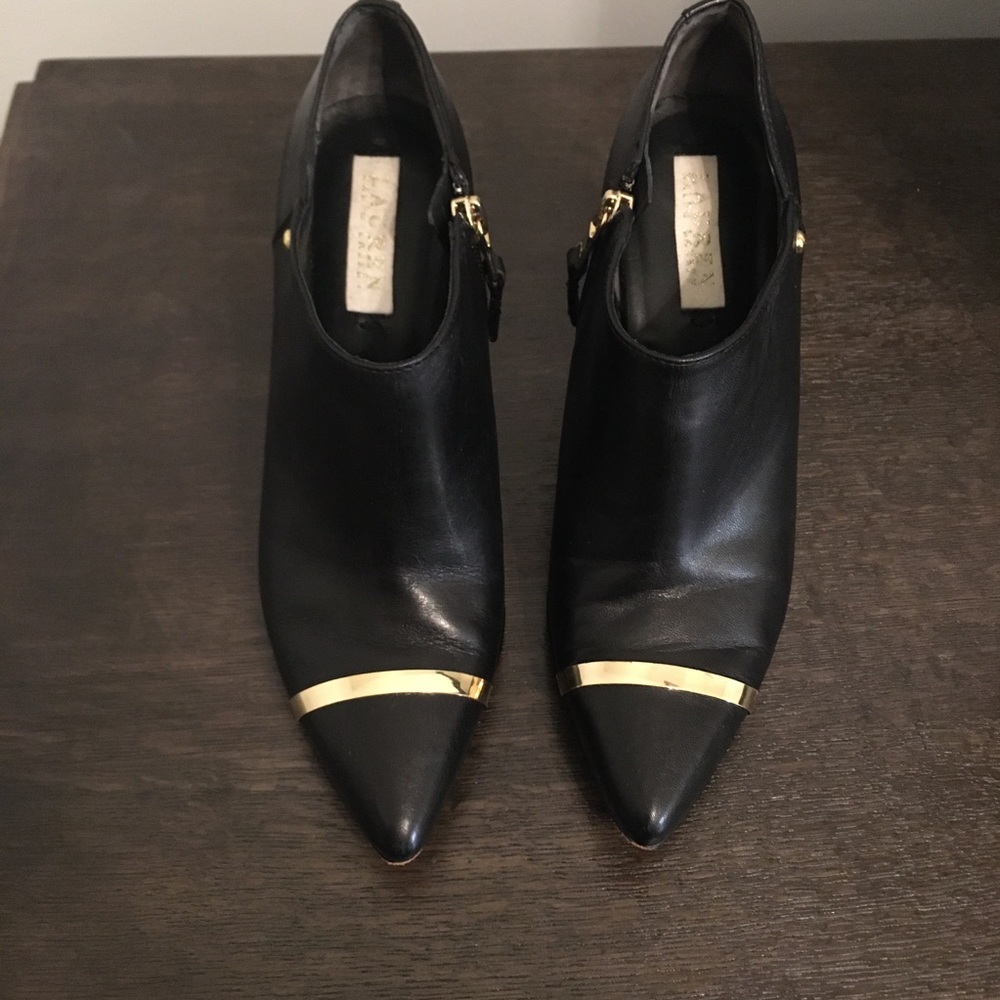 Lauren Ralph Lauren Keely booties, size 7
